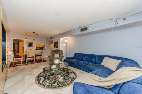 Condo in Clearwater, Florida, 2 bedrooms  № 1680855 - photo 4