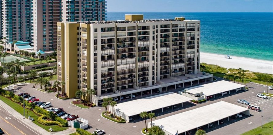 Condominio en Clearwater, Florida, 2 dormitorios № 1680855