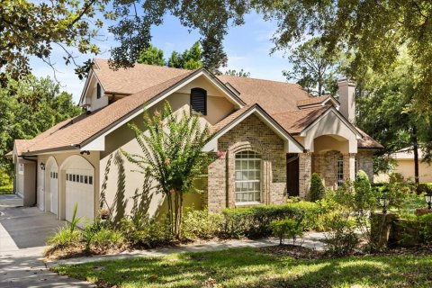 House in Orlando, Florida 5 bedrooms, 322.56 sq.m. № 1803400 - photo 2