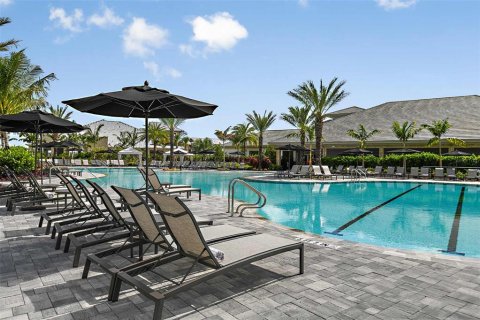 Villa ou maison à vendre à Bradenton, Floride: 3 chambres, 223.43 m2 № 2238382 - photo 15