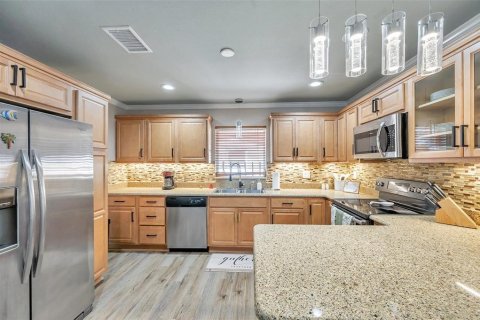Casa en venta en Tarpon Springs, Florida, 3 dormitorios, 180.14 m2 № 2100066 - foto 20