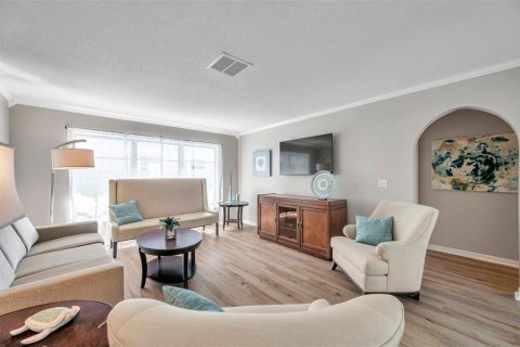 Casa en venta en Tarpon Springs, Florida, 3 dormitorios, 180.14 m2 № 2100066 - foto 7
