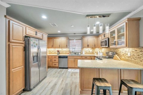 Casa en venta en Tarpon Springs, Florida, 3 dormitorios, 180.14 m2 № 2100066 - foto 19