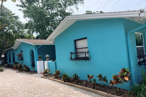 Casa en venta en Tarpon Springs, Florida, 3 dormitorios, 180.14 m2 № 2100066 - foto 4