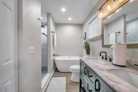 Casa en venta en Tarpon Springs, Florida, 3 dormitorios, 180.14 m2 № 2100066 - foto 30