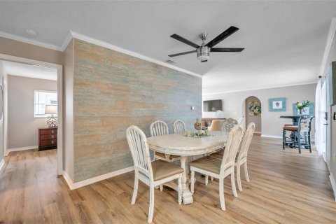 Casa en venta en Tarpon Springs, Florida, 3 dormitorios, 180.14 m2 № 2100066 - foto 18