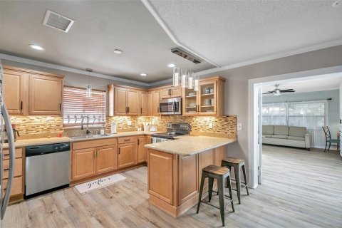 Casa en venta en Tarpon Springs, Florida, 3 dormitorios, 180.14 m2 № 2100066 - foto 21