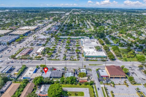 Commercial property in Fort Lauderdale, Florida № 2085582 - photo 12