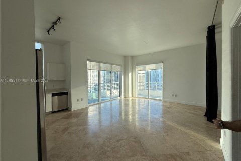 Copropriété à louer à Miami, Floride: 2 chambres, 96.25 m2 № 1974016 - photo 3