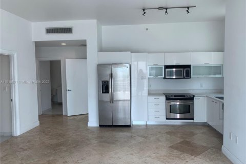 Copropriété à louer à Miami, Floride: 2 chambres, 96.25 m2 № 1974016 - photo 5