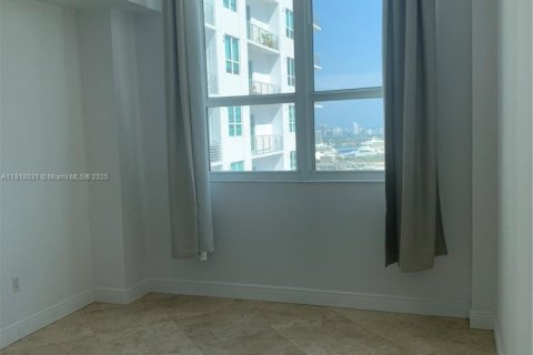 Copropriété à louer à Miami, Floride: 2 chambres, 96.25 m2 № 1974016 - photo 14