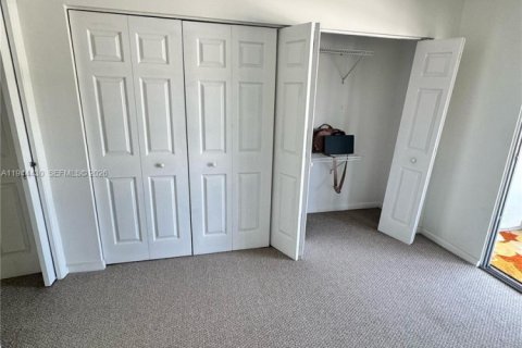 Condominio en venta en Deerfield Beach, Florida, 1 dormitorio, 65.03 m2 № 2020212 - foto 15