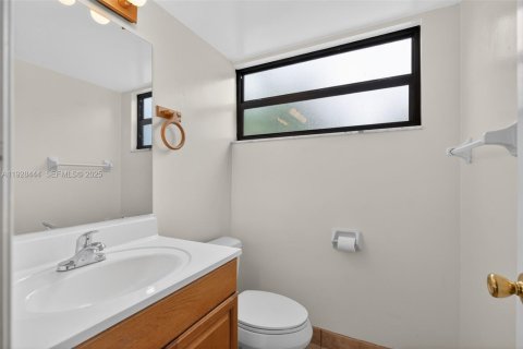 Condo in Jupiter, Florida, 2 bedrooms  № 1986823 - photo 5