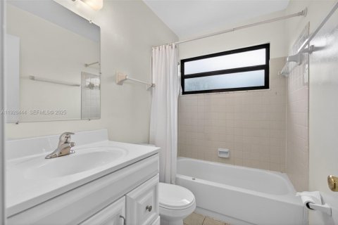 Condo in Jupiter, Florida, 2 bedrooms  № 1986823 - photo 27