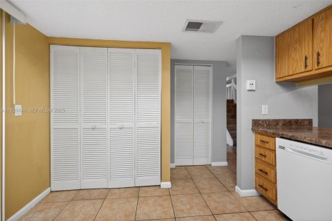 Condo in Jupiter, Florida, 2 bedrooms  № 1986823 - photo 18