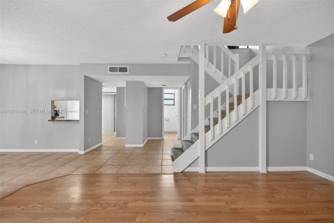 Condo in Jupiter, Florida, 2 bedrooms  № 1986823 - photo 12