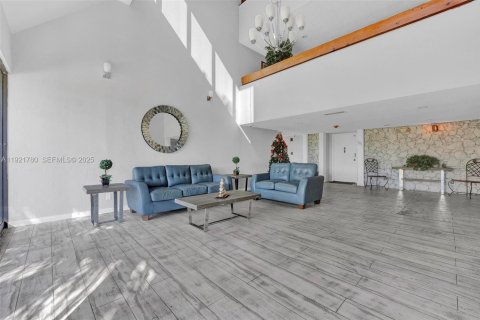 Copropriété à louer à Weston, Floride: 2 chambres, 102.75 m2 № 1976947 - photo 3