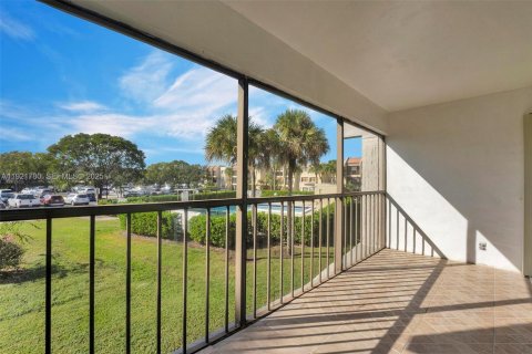 Copropriété à louer à Weston, Floride: 2 chambres, 102.75 m2 № 1976947 - photo 30