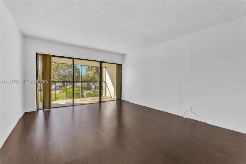 Copropriété à louer à Weston, Floride: 2 chambres, 102.75 m2 № 1976947 - photo 23