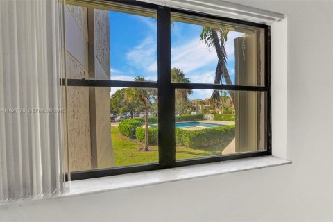 Copropriété à louer à Weston, Floride: 2 chambres, 102.75 m2 № 1976947 - photo 21