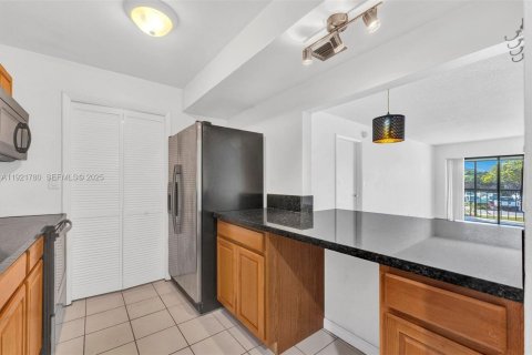 Copropriété à louer à Weston, Floride: 2 chambres, 102.75 m2 № 1976947 - photo 8