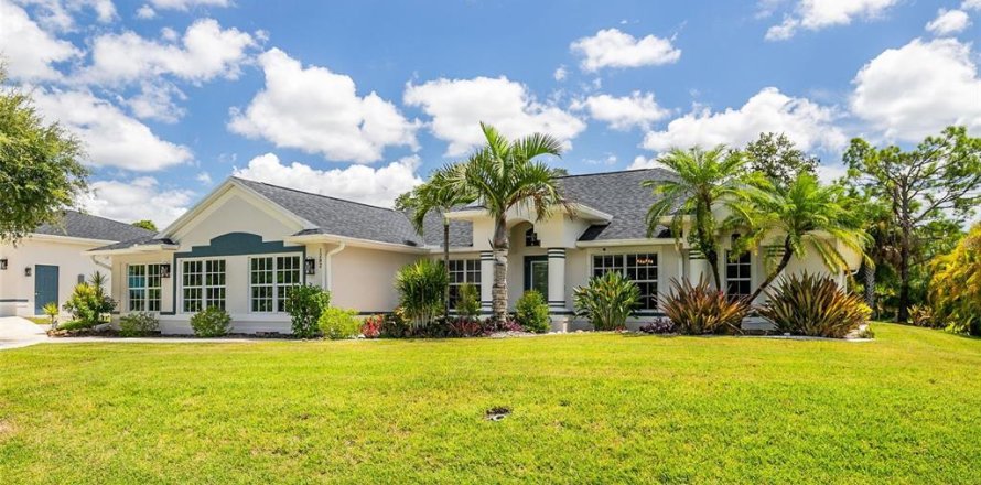 Casa en Port Charlotte, Florida 5 dormitorios, 274.15 m2 № 1909954