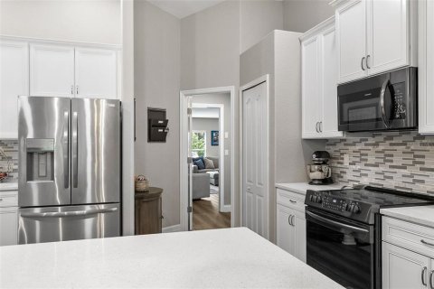 Casa en venta en Port Charlotte, Florida, 5 dormitorios, 274.15 m2 № 1909954 - foto 24