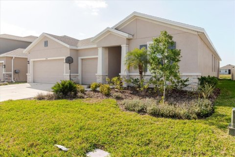 House in Bradenton, Florida 4 bedrooms, 263.66 sq.m. № 2222065 - photo 7