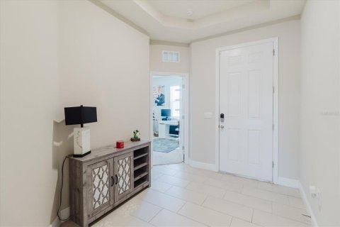 House in Bradenton, Florida 4 bedrooms, 263.66 sq.m. № 2222065 - photo 9