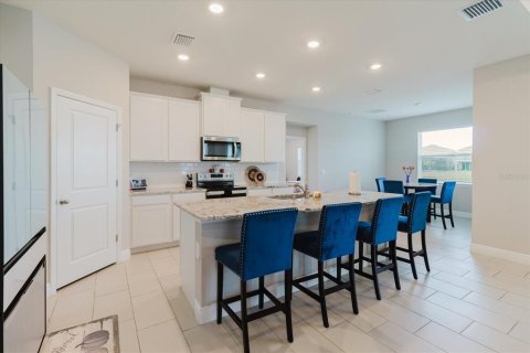 House in Bradenton, Florida 4 bedrooms, 263.66 sq.m. № 2222065 - photo 19