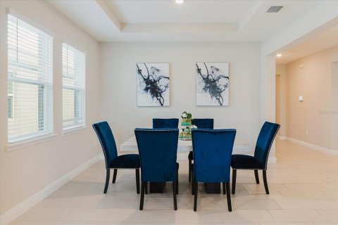 House in Bradenton, Florida 4 bedrooms, 263.66 sq.m. № 2222065 - photo 13