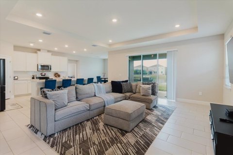 House in Bradenton, Florida 4 bedrooms, 263.66 sq.m. № 2222065 - photo 15