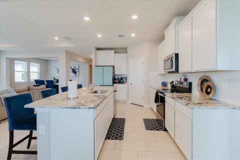 House in Bradenton, Florida 4 bedrooms, 263.66 sq.m. № 2222065 - photo 22
