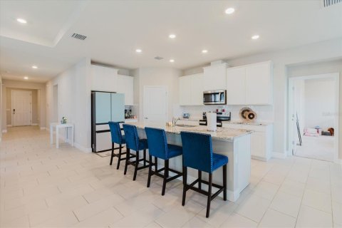 House in Bradenton, Florida 4 bedrooms, 263.66 sq.m. № 2222065 - photo 21