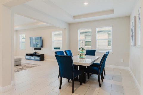 House in Bradenton, Florida 4 bedrooms, 263.66 sq.m. № 2222065 - photo 11