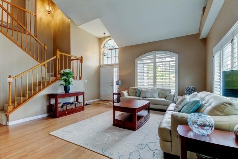 House in Tampa, Florida 3 bedrooms, 215.35 sq.m. № 1777953 - photo 5