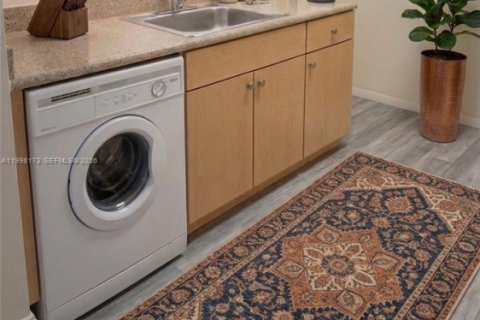 Copropriété à vendre à West Palm Beach, Floride: 3 chambres, 86.4 m2 № 2060431 - photo 11