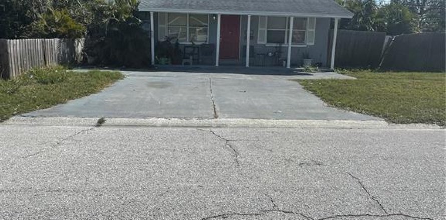 Casa en Saint Petersburg, Florida 3 dormitorios, 79.15 m2 № 1851133