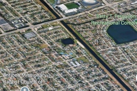 Adosado en venta en Miami Gardens, Florida, 3 dormitorios, 97.45 m2 № 2027489 - foto 13