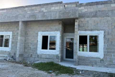 Adosado en venta en Miami Gardens, Florida, 3 dormitorios, 97.45 m2 № 2027489 - foto 3