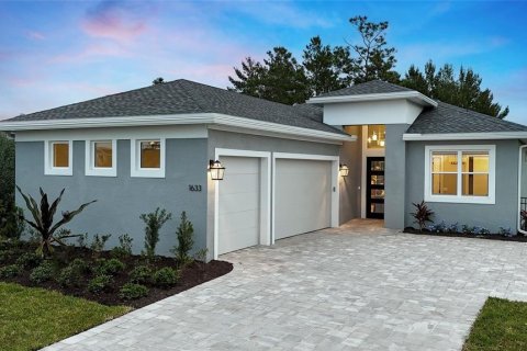 House in DeLand, Florida 3 bedrooms, 197.79 sq.m. № 2107760