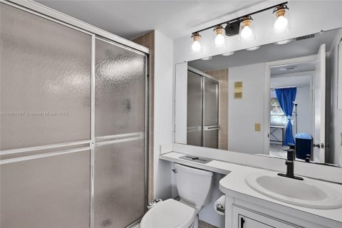 Condominio en alquiler en Davie, Florida, 2 dormitorios, 105.91 m2 № 1953053 - foto 12