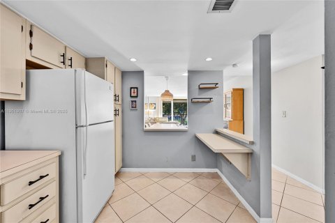 Condominio en alquiler en Davie, Florida, 2 dormitorios, 105.91 m2 № 1953053 - foto 3