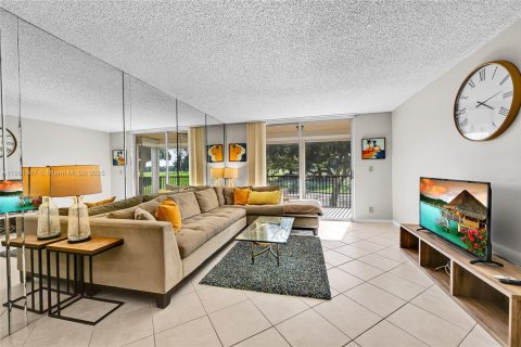 Condominio en alquiler en Davie, Florida, 2 dormitorios, 105.91 m2 № 1953053 - foto 21