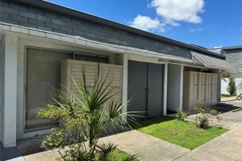 Condominio en alquiler en Winter Park, Florida, 2 dormitorios, 93.18 m2 № 1751682 - foto 11