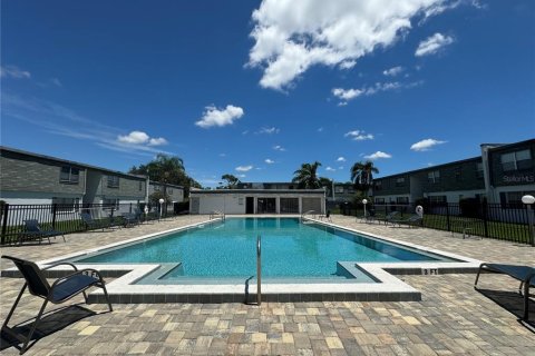 Condominio en alquiler en Winter Park, Florida, 2 dormitorios, 93.18 m2 № 1751682 - foto 12