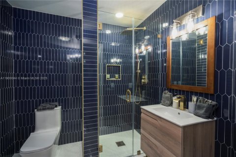 House in St. Lucie, Florida 10 bedrooms, 670.66 sq.m. № 2012169 - photo 17