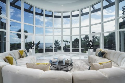 House in St. Lucie, Florida 10 bedrooms, 670.66 sq.m. № 2012169 - photo 5