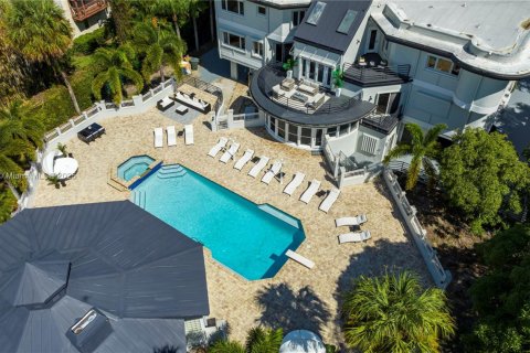 House in St. Lucie, Florida 10 bedrooms, 670.66 sq.m. № 2012169 - photo 3