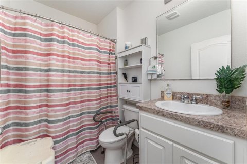 Casa en venta en Winter Haven, Florida, 5 dormitorios, 250.46 m2 № 1735422 - foto 17